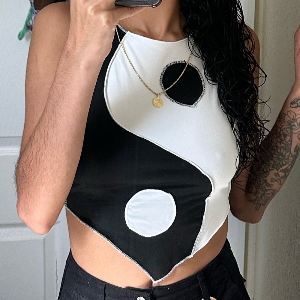 Ying Yang Crop Top